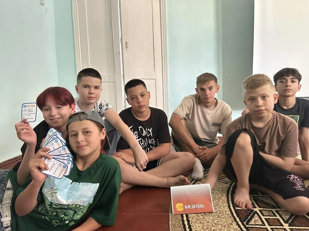 Вы сейчас просматриваете Спасибо вожатым за креатив и юным финансистам за азарт!